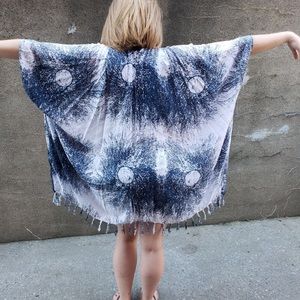 Blue white kimono
